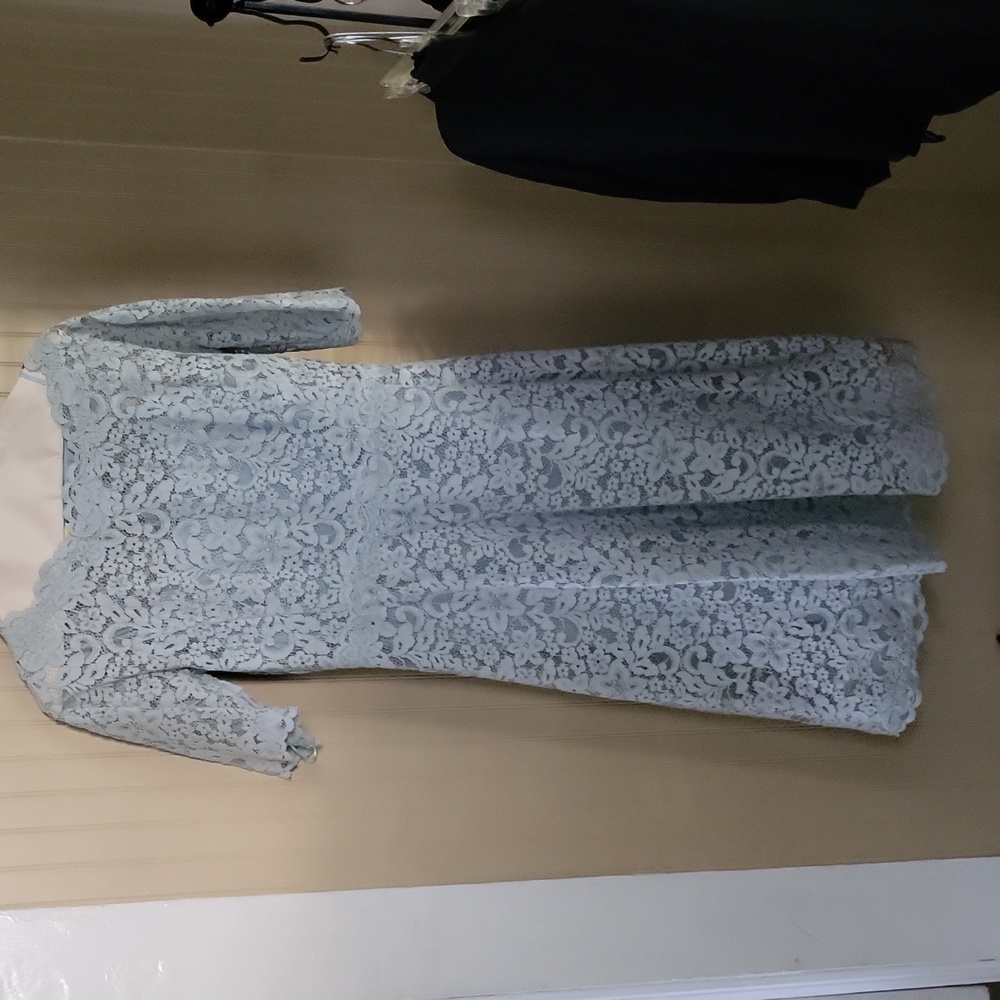 Lace dress